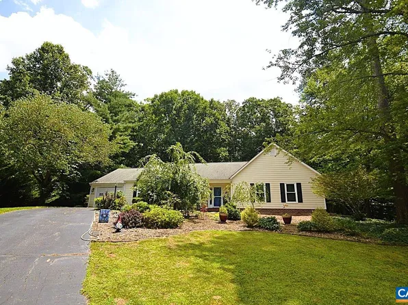 2090 Tavernor Ln, Charlottesville, VA 22911