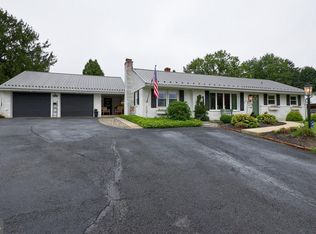 501 Longfellow Dr, Lancaster, PA