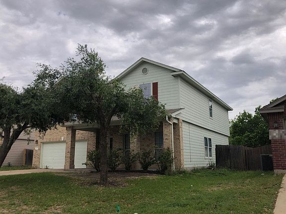 3rd image of 1109 Concan Dr