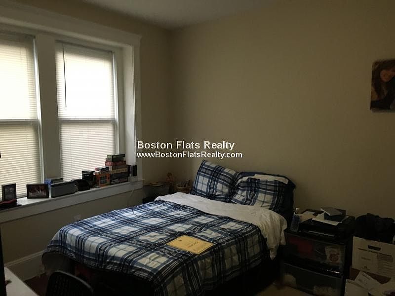 2nd image of 55 Park Dr APT 14A