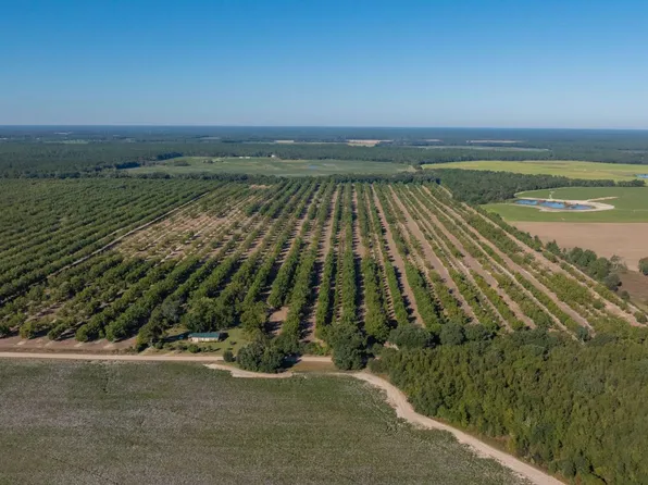 3775 Fox Run Rd, Camilla, GA 31730