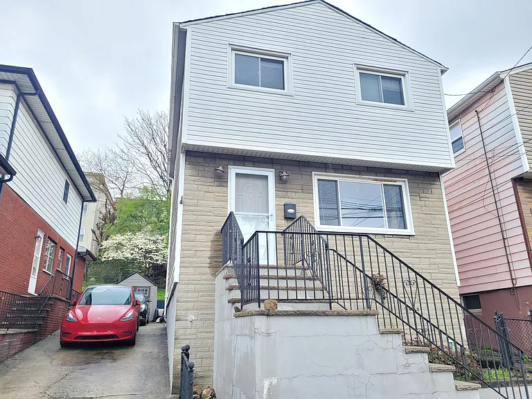 616 Liberty Ave — Photo 5