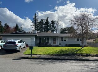 7040 SW Ashdale Dr, Portland, OR 97223