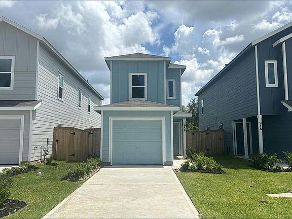 2nd image of 950 Pertuso Ln