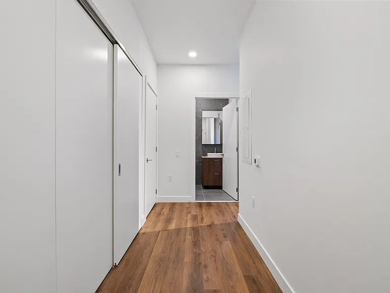 5511 Bilby St #207 — Photo 2