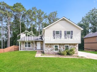 597 Woodbridge Ct, Stone Mountain, GA 30088