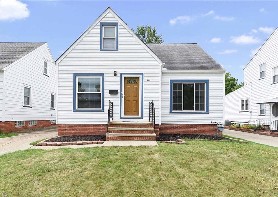 1st image of 9011 Pinegrove Ave