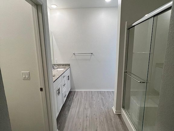 3rd image of 5503 Sandcliff Ln #152
