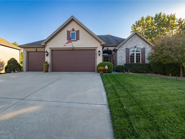 5309 NW 78th Pl, Kansas City, MO 64151