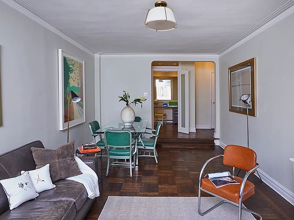 2nd image of 255 W 23rd St APT 4CE