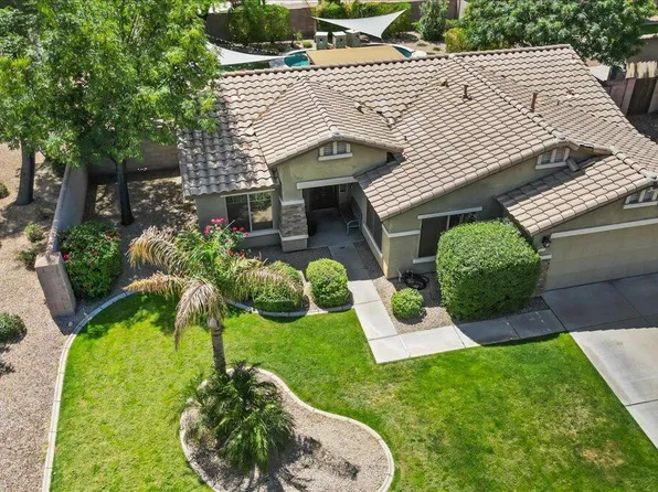 2585 E MORGAN Drive, Gilbert, AZ 85295