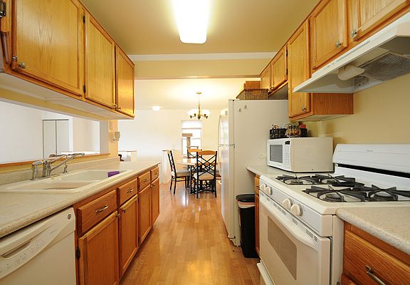 5th image of 7752 W Garland Ct
