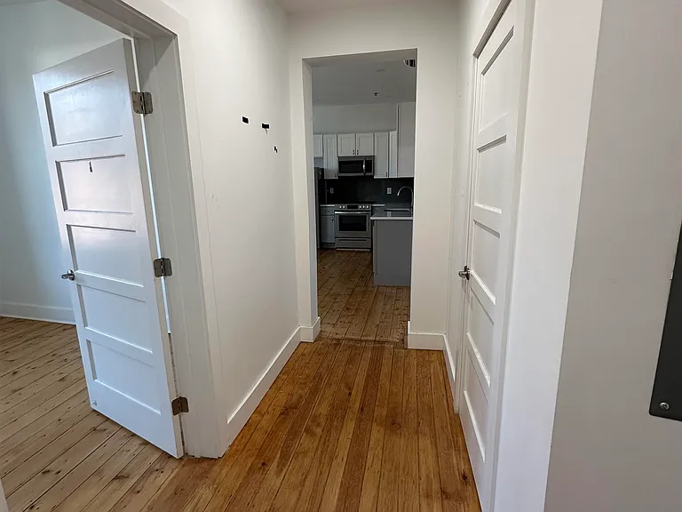 4 Elliot St #11 — Photo 6