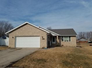 1008 7th St, Durant, IA 52747