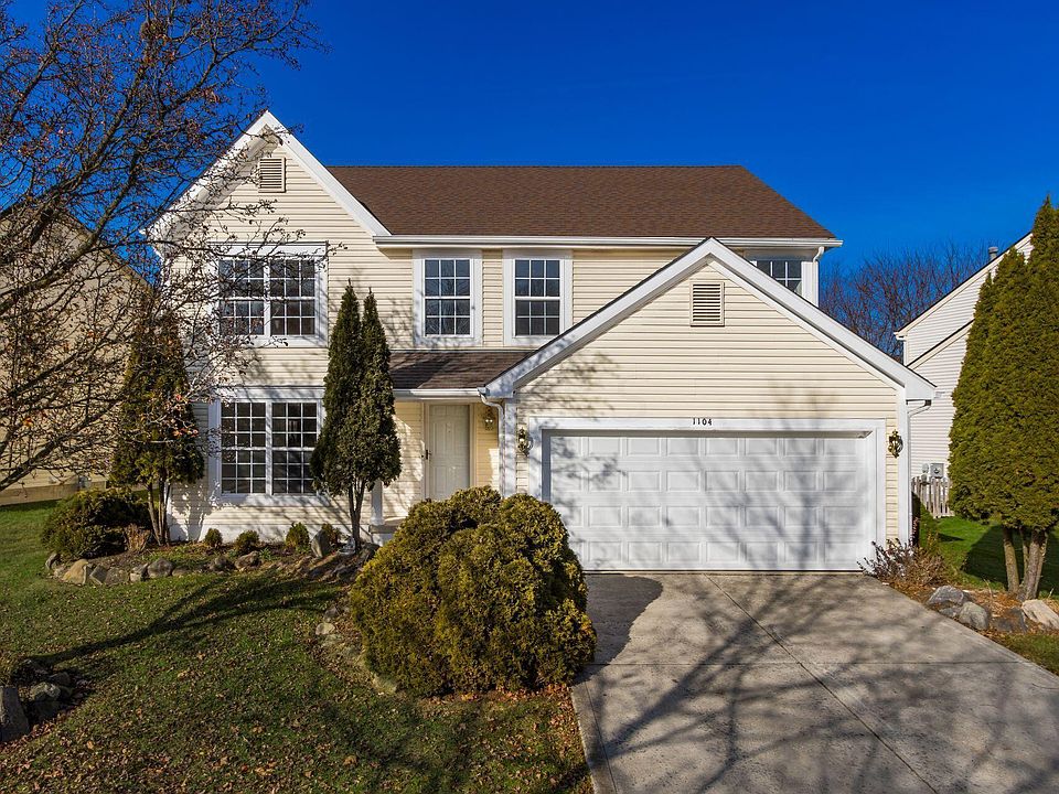 1st image of 1104 Pebble Brook Dr