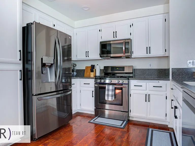 14794 Goldenrain Dr — Photo 17