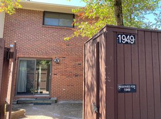 1949 Willoway Cir N, Columbus, OH 43220