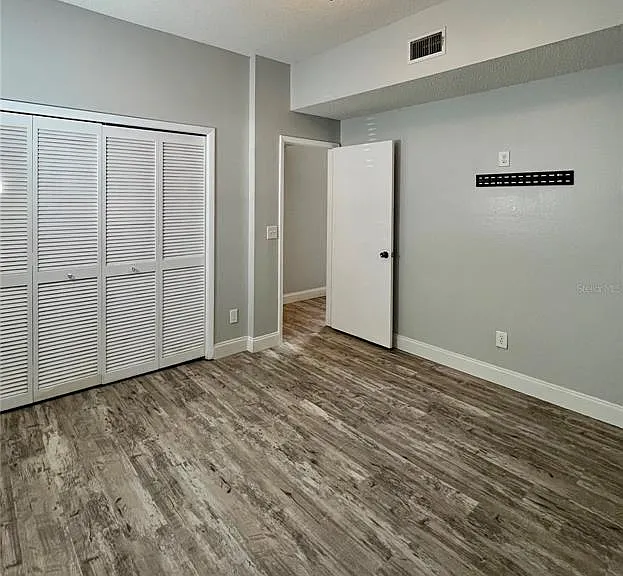 9318 Heritage Oak Ct — Photo 26