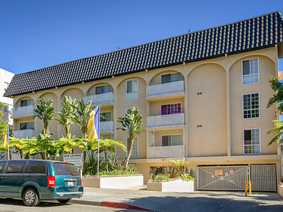Wilshire Berendo Embassy