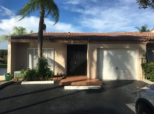 14810 Breckness Pl, Miami Lakes, FL 33016