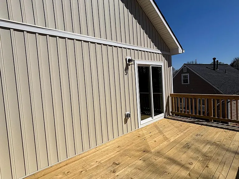 129 Evans St — Photo 42