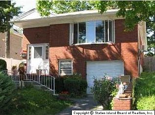 2nd image of 43 Noel St