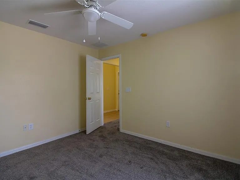 1702 Holton Rd — Photo 19