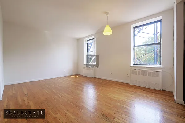 Rented by ZealEstate Group Inc | media 16