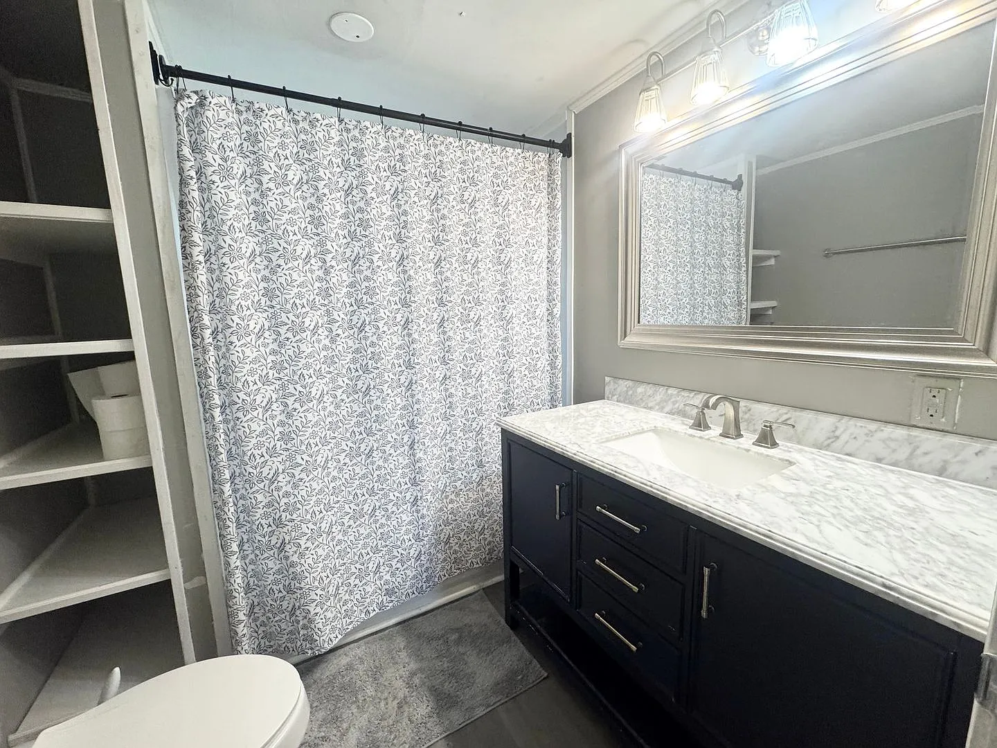204 Pinewood Ave — Photo 3