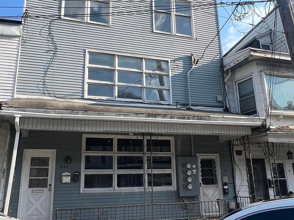 1st image of 420 E Centre St