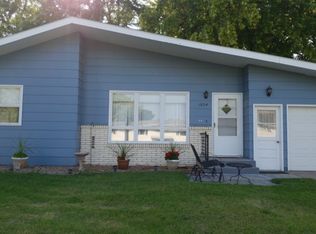 1504 7th Ave SW, Jamestown, ND 58401