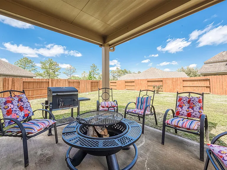 14113 Timber Bluff Dr — Photo 34