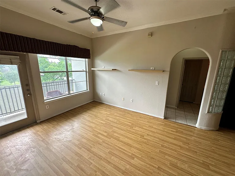 1441 East St #315 — Photo 17