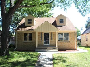 2956 N 82nd St, Milwaukee, WI