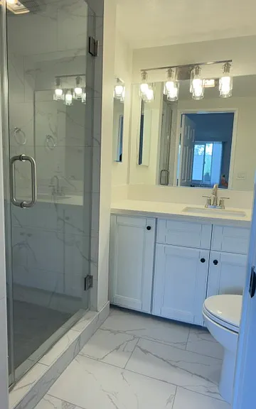 717 W Milford St #101 — Photo 16