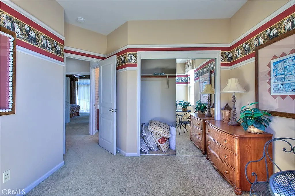 3 bed, 2120 sqft, $2,900 — Photo 4