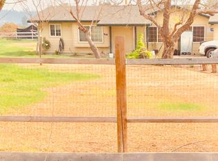 14366 Agate Rd, Eagle Pt, OR 97524