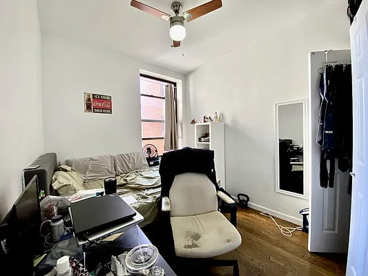 Rented by Corcoran | media 21