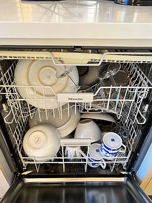 Rented by Acre NY Realty Inc | media 27