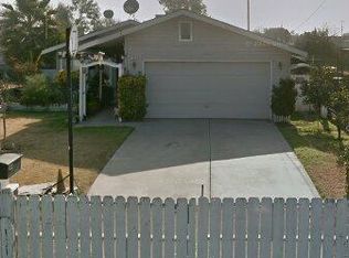 1251 W Davis St, Hanford, CA 93230