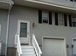 43 Grammont Rd, Worcester, MA 01607