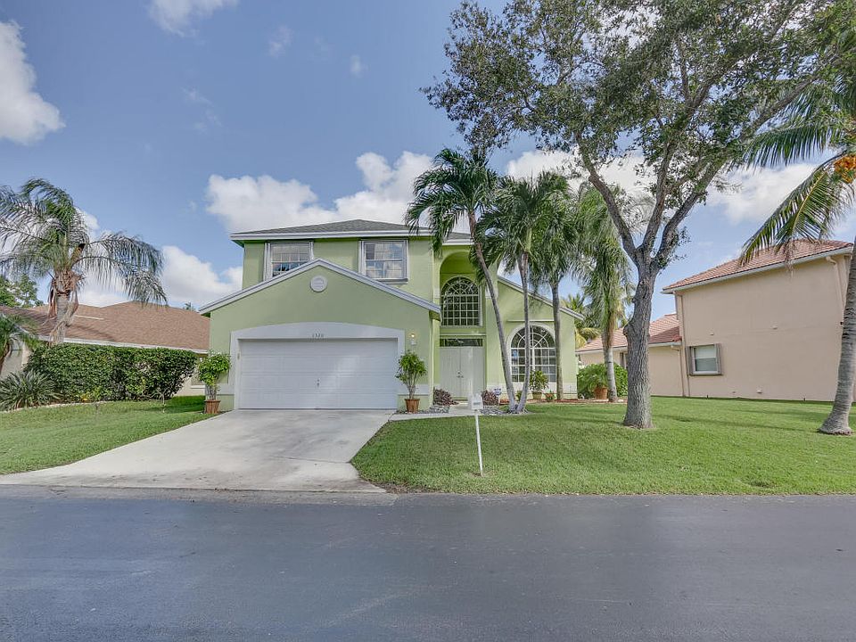 1st image of 1320 Fairfax Cir E