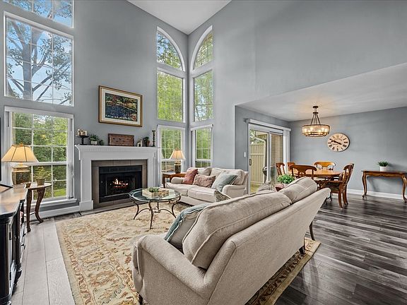 2nd image of 2134 Aberdeen Ct #0