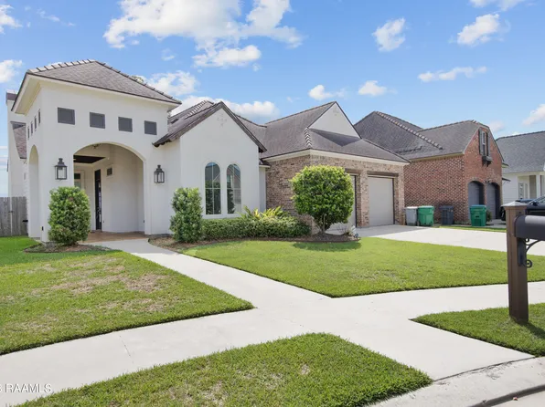 414 Habitat Ridge Dr, Broussard, LA 70518