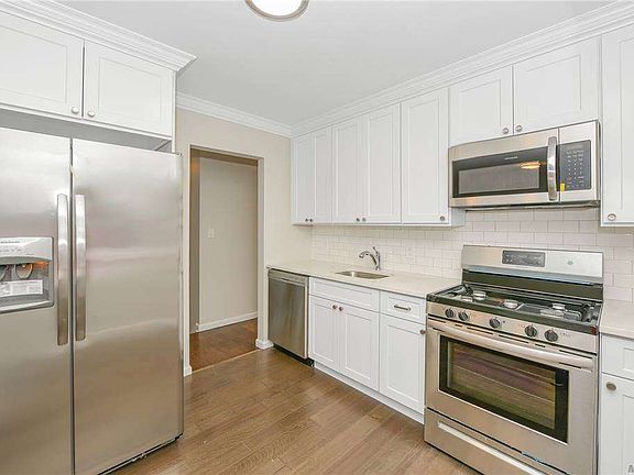 5th image of 476 Vern Ct