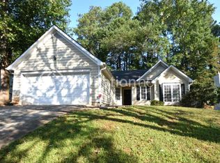 2825 Maple Vista Ln, Lawrenceville, GA 30044