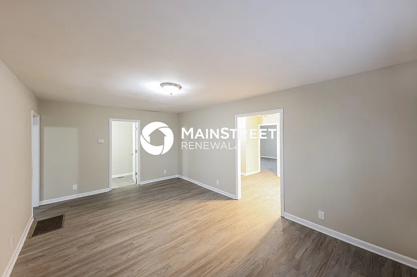 708 Drake Ave — Photo 4