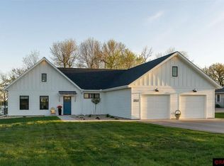 26015 Island Rd, Cleveland, MN 56017