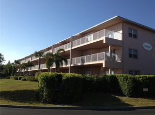 13530 Mystic Dr #A-6, Sebastian, FL 32958