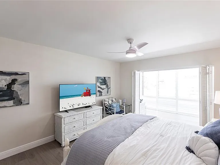 1055 W Peppertree Dr #106AA — Photo 9